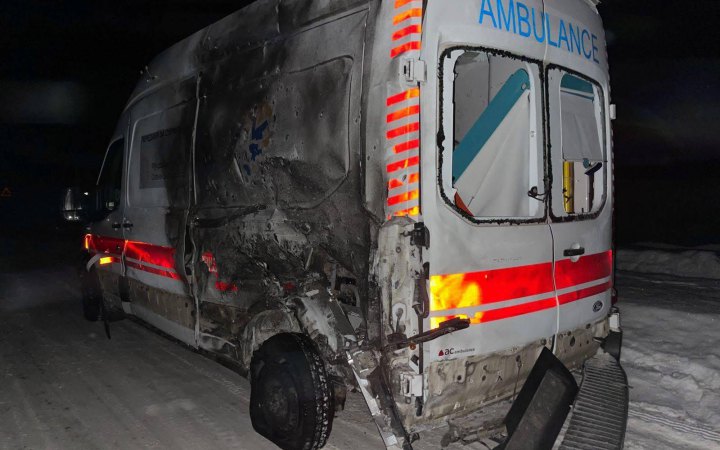 Росіяни поранили медиків на Чернігівщині, атакували музичну школи та енергооб'єкт