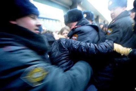 У Росії співробітників відділу поліції звільнили за відео з корпоративу