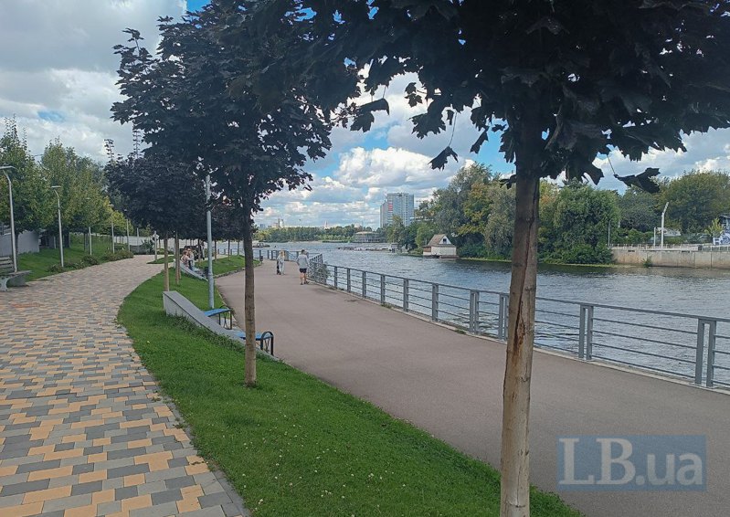 Набережна і ЖК RiverStone