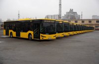 У Києві вийдуть на маршрути 85 сучасних автобусів та 8 трамваїв, частина вже працює - Кличко   