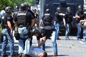 На македонский город напали вооруженные сторонники Великой Албании (обновлено)