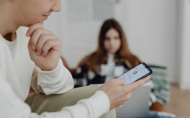 Данія планує заборонити соціальні мережі для дітей