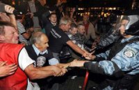 Сторонник Тимошенко, которого избил "Беркут", вернулся в палаточный городок