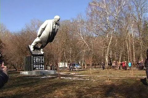 У Хмельницькому відновили справу про зникнення пам'ятника Леніну