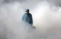 Испания продлила режим ЧС: за сутки от коронавируса умерли 400 человек