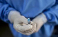 Вакцина від коронавірусу в Україні з'явиться щонайшвидше у квітні