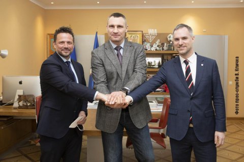 Мэры Варшавы и Праги встретились с Кличко, чтобы выразить поддержку