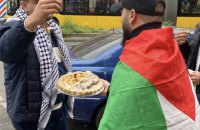 У Берліні прихильники ХАМАСу роздавали пахлаву в честь нападу на Ізраїль