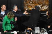 У Сенаті Мексики депутати побилися під час обговорення ймовірності військового втручання США