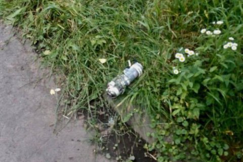 На территории львовской школы нашли самодельную взрывчатку