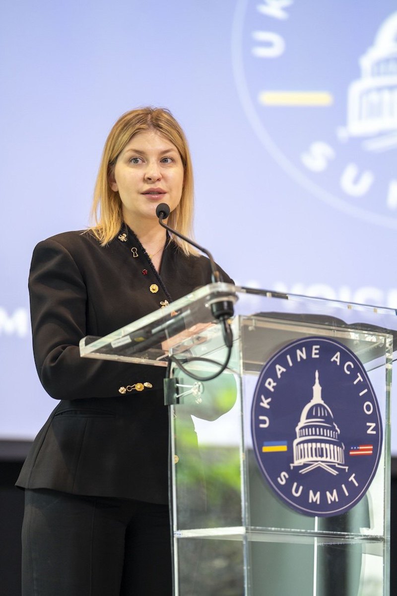 посол України в США Ольга Стефанішина