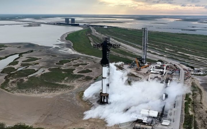 SpaceX не змогли здійснити тестовий запуск ракети через погоду