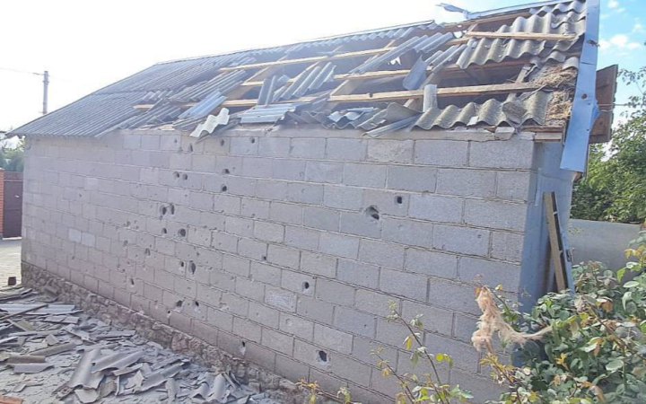 Протягом дня ворог здійснив близько двох десятків обстрілів Дніпропетровщини, постраждала жінка