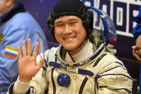 Японський астронавт, який "виріс" на 9 см, визнав помилку у вимірах (оновлено)