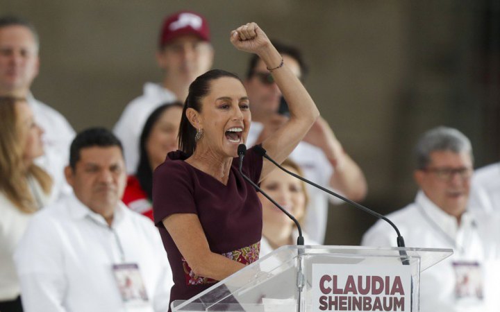 Президентка Мексики зазнала харасменту під час появи на публіці