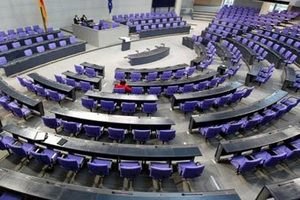 Из-за еврокризиса немецкие депутаты остались без каникул