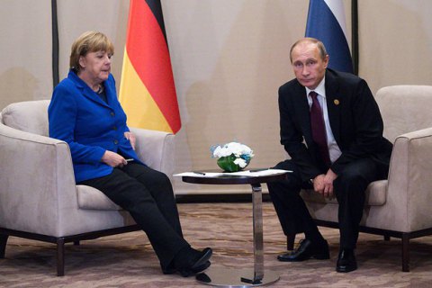 Меркель и Путин обсудили "нормандский" саммит и транзит газа через Украину
