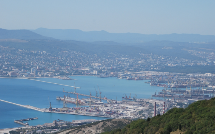Страховики підняли ціни для суден у чорноморських портах Росії через “ризики війни”, - Reuters 