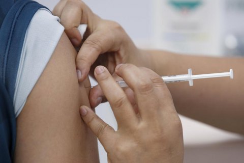 Более 55,5 тыс. украинцев вакцинировали против COVID-19 за сутки