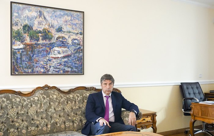 Посол України у Франції Вадим Омельченкo