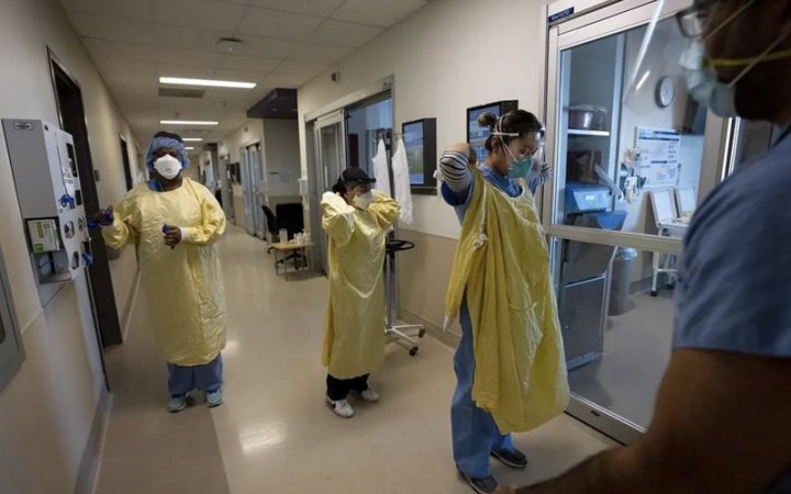 Медсестри можуть самостійно призначати ліки і мають свій менеджмент — чого нас може навчити досвід Канади