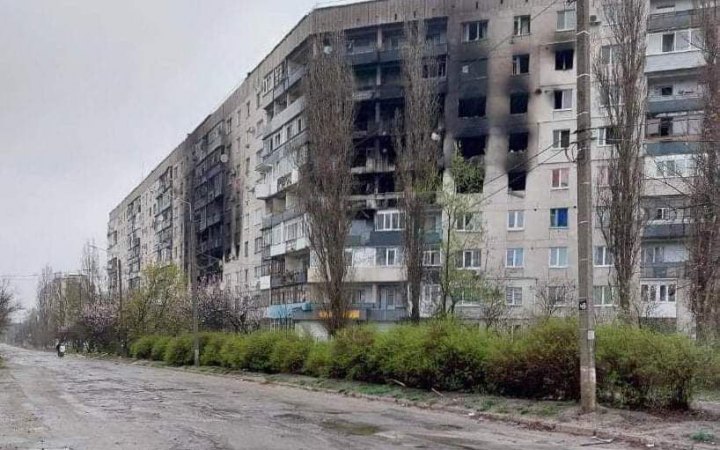 Россияне разрушили на Луганщине еще 12 домов и штурмуют Орехово
