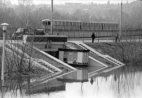 Потоп у ст. м. Гиропарк в 1970-м году