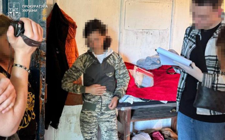 Три роки ув’язнення отримала жінка, яка ошукала військових від імені благодійного фонду