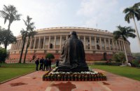 У парламенті Індії від роботи відсторонили 79 опозиційних депутатів