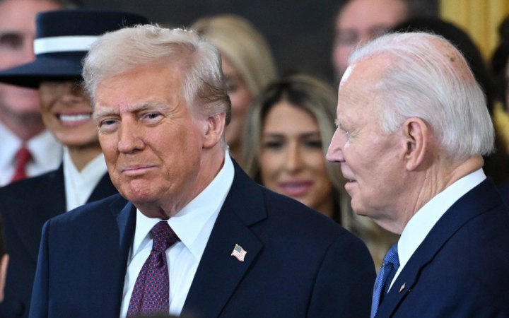 Трамп визнає недійсними всі укази та документи, підписані Байденом за допомогою автопера 