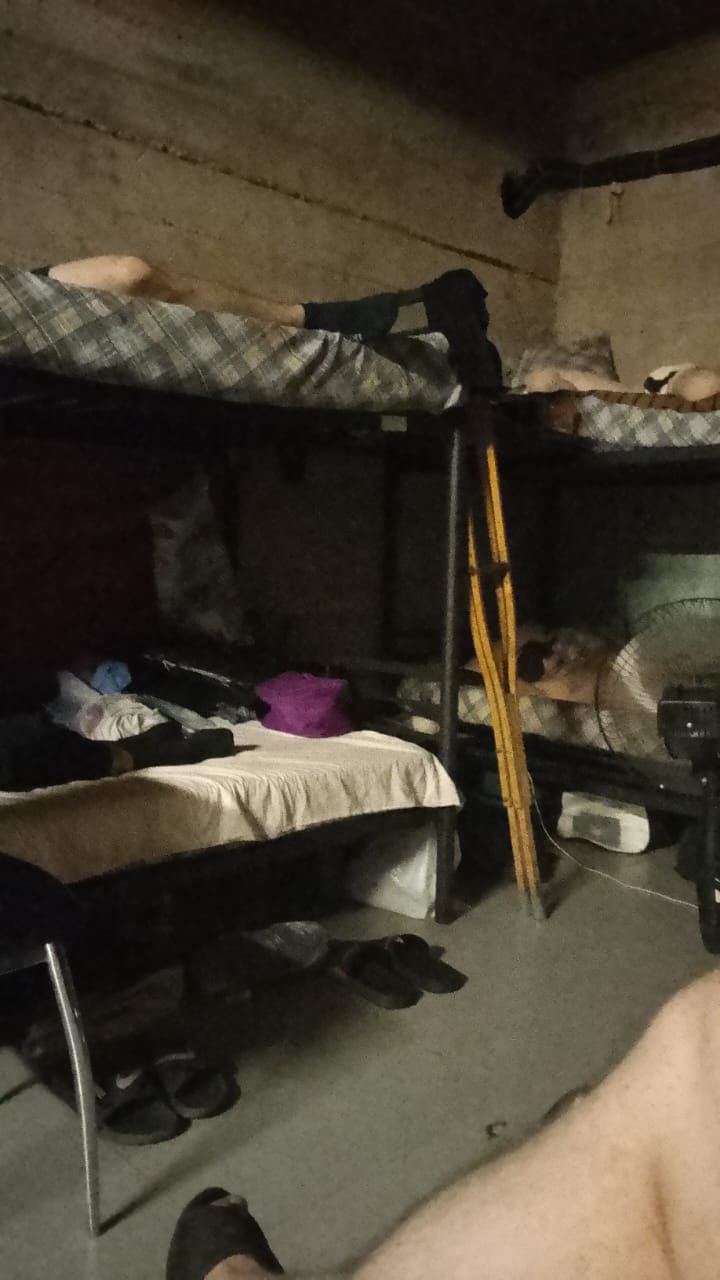 Умови утримання в пункті для депортованих українців у Грузії