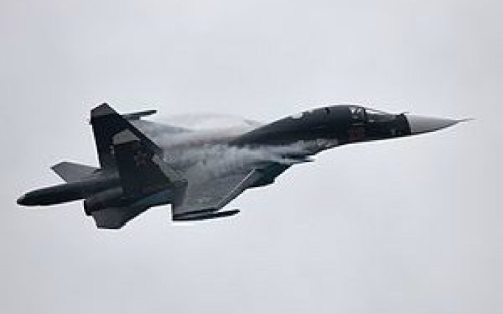 Армія РФ поставила на "паузу" бомбардування керованими авіабомбами після збиття трьох Су-34, – Гуменюк