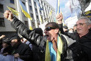 Суд запретил до конца года проводить акции под администрацией Януковича