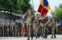 Молдавские военные на учениях в Украине. Проблема ли это и чья?