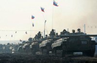 Колонны российской военной техники зашли в Луганск, - активист