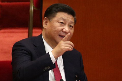 Президент Китая сказал армии "сосредоточиться на подготовке к войне"