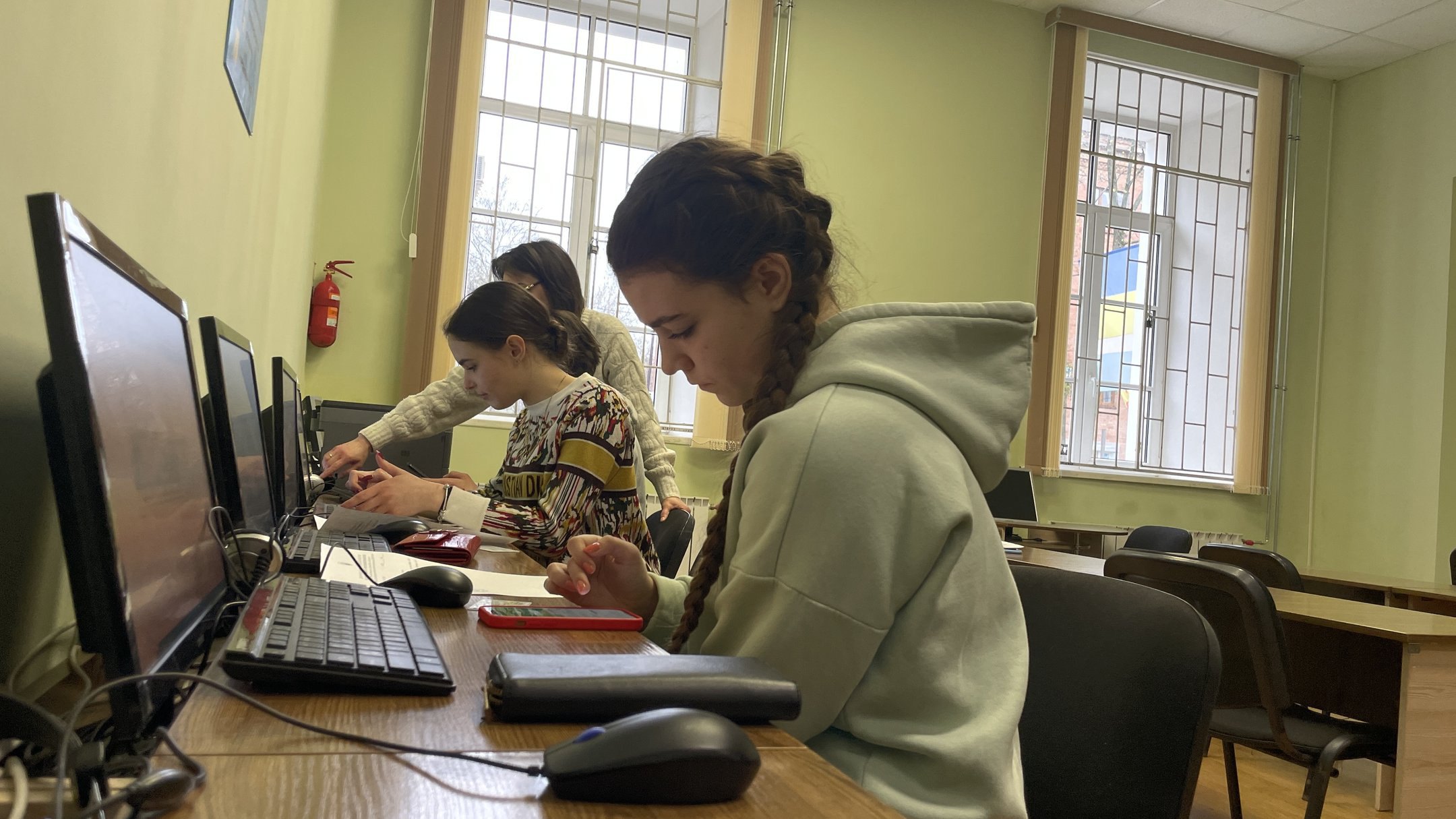 Учні складають НМТ у Полтаві.