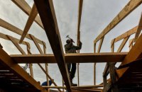 Уряд збільшив оплату за суспільно корисні роботи на прифронтових територіях на третину 