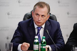 Колесніков заговорив про передавання пасажирських залізничних перевезень у приватні руки