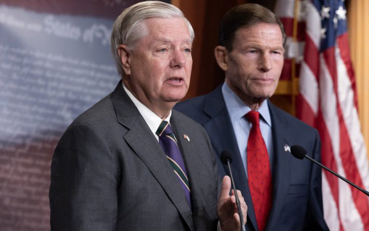 Сенатор Грем анонсував "кувалду" санкцій проти Росії та "рекордний потік зброї" для України