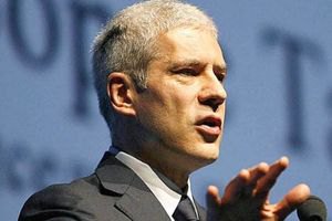 Діючий президент Сербії лідирує на виборах