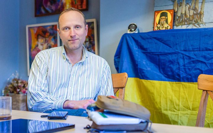 «Ми недостатньо усвідомлюємо вплив психічного здоров'я на економіку й майбутнє країни», — професор Денис Угрин 