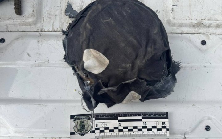 Росіяни розкидають по Херсону міни з електронним керуванням, схожі на ганчірки