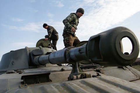 На околиці Гранітного зауважили сепаратистський танк