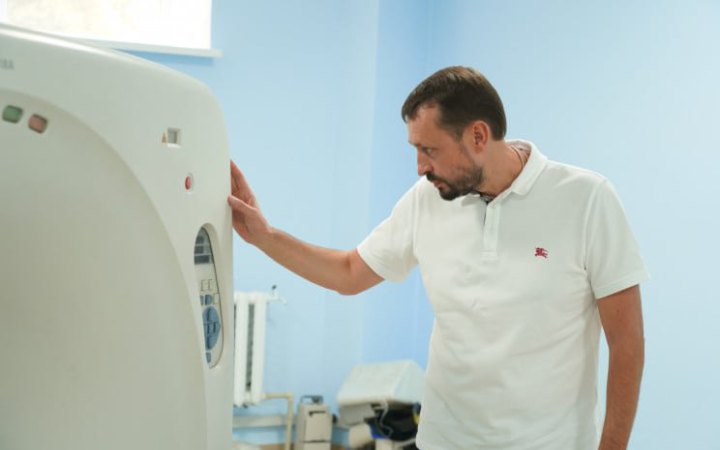 Благодійний фонд молодіжної ініціативи "Надія" придбав апарат КТ для однієї з прифронтових лікарень Донеччини