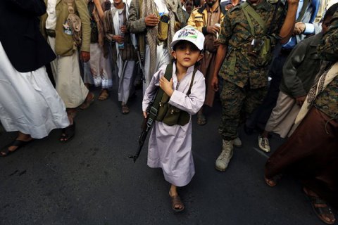 У Ємені загинули понад 2 тисячі завербованих повстанцями дітей, - ООН