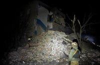 У Нью-Йорку Донецької області з-під завалів витягнули тіла 5 осіб