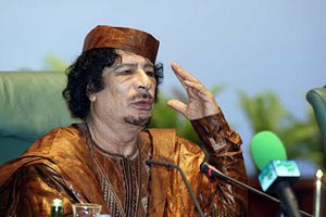 Каддафи готов бомбардировать Триполи в случае его захвата повстанцами