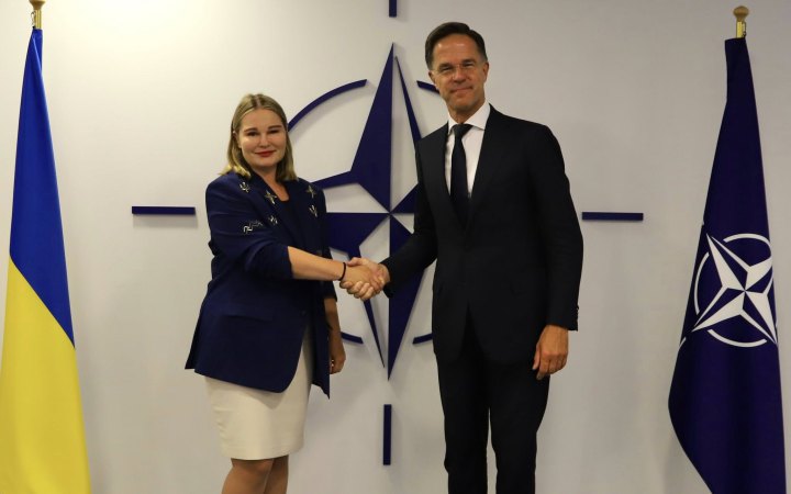 Альона Гетьманчук вручила вірчий лист для генерального секретаря НАТО Марка Рютте