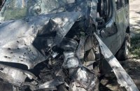 Росіяни скинули вибухівку з дрона на цивільне авто в Херсонській області